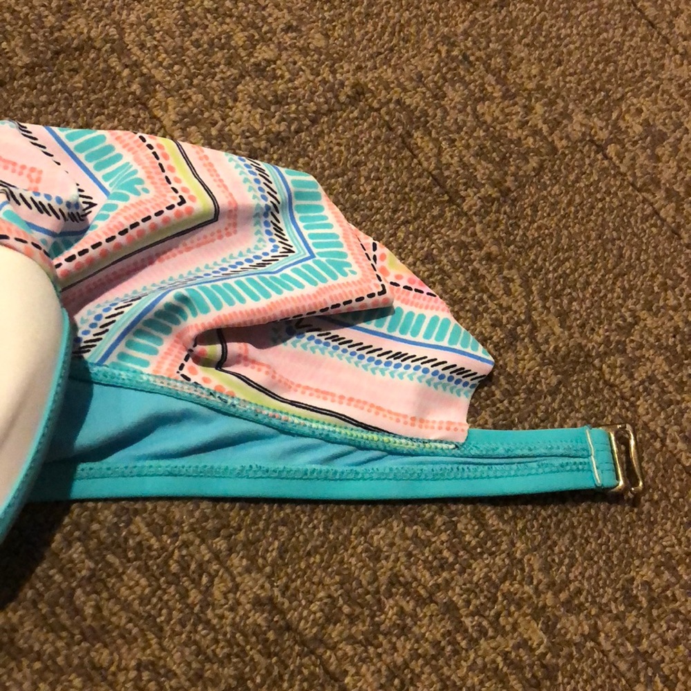 ruffle bikini top - Picture 2 of 2
